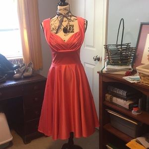 Beautiful retro dress, size 6/8, from New Orleans